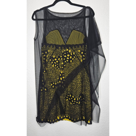 $498 Bcbgmaxazria Runway Dress XS Black Yellow Sheer Mesh One Shoulder Mini NWT - Picture 4 of 9